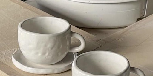 Image principale de Mothers Day Pottery Class- Ceramic Tea Cup & mini plate Class w/Mimosas!