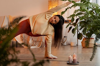 FREE Candlelight Yoga with Aromatherapy