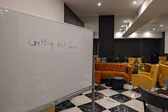Entrepreneur's work session - creative space