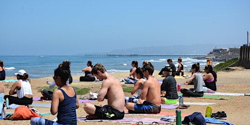 Imagem principal do evento Ocean Front Yoga Flow on Sunset Cliffs (Donation Based)