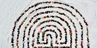 Image principale de World Labyrinth Day:  We Walk as One at 1:00 for Peace