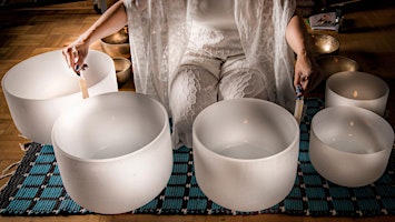 Primaire afbeelding van Crystal Singing Bowls with Hamptons Sound Healer, Alessandra