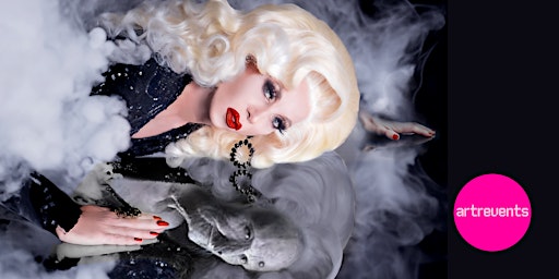 Sherry Vine in Smoke & Mirrors  primärbild