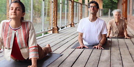 Séance de Yoga Herbdomadaire en présentiel(Français)