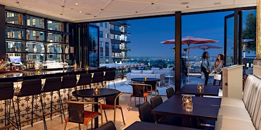 Primaire afbeelding van eLAvate: Rooftop Social at Godfrey Hotel