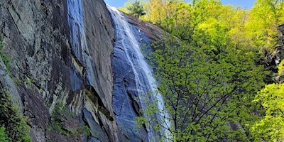 Imagem principal de Chimney Rock and Hickory Nut Falls