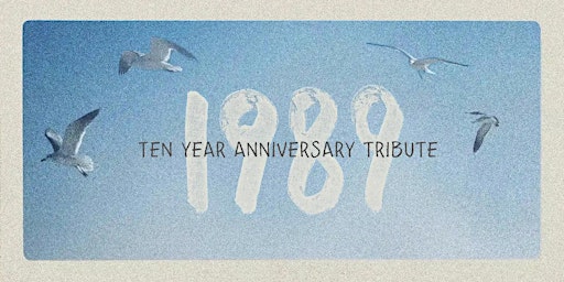 Imagem principal do evento Hell’a Tight! Presents: 1989 - The Taylor Swift Tribute