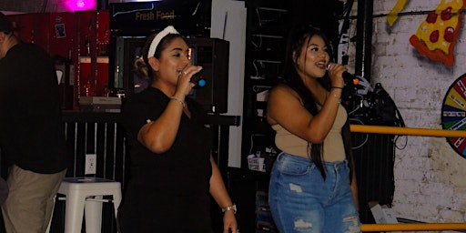 Imagen principal de Karaoke Night Live! (karaoke, wings, and games)