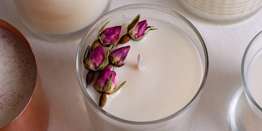 Hauptbild für Wick, Sip and Pour NYC Candle Making Class - 7:30 pm Seating