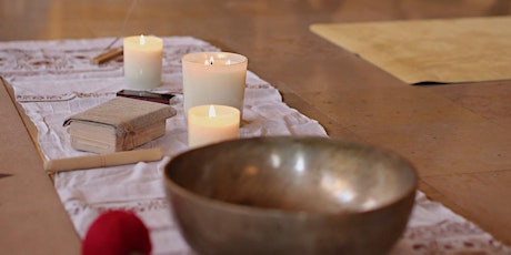 Evento de Yoga y Meditación con velas en La Pedrera