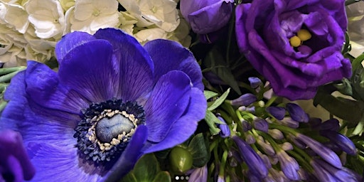 Primaire afbeelding van Mother's Day Flower Arranging with Binto