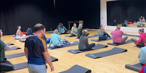 Mobility Flow : Group Mobility Classes in Knocknacarra Community Centre  primärbild