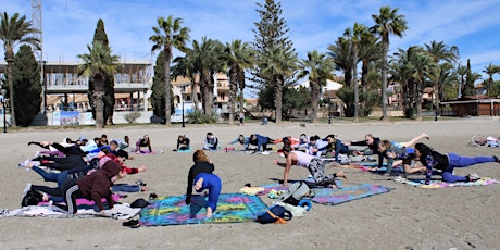 Yoga En La Playa + Snack Saludable 12/05
