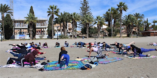 Imagem principal do evento Yoga En La Playa + Snack Saludable 12/05