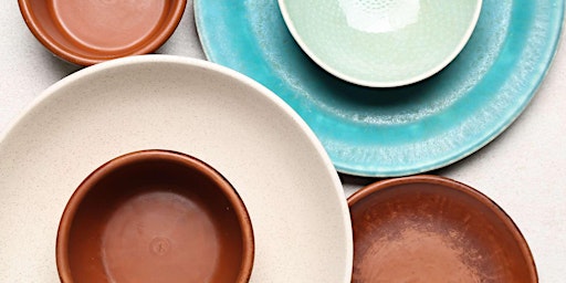 Primaire afbeelding van Ceramic Dinnerware for Couples - Pottery Class by Classpop!™