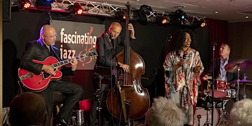 Imagem principal do evento MUSIK unter der ZEDER/ Soleil Niklasson mit dem Wolf Martini Trio