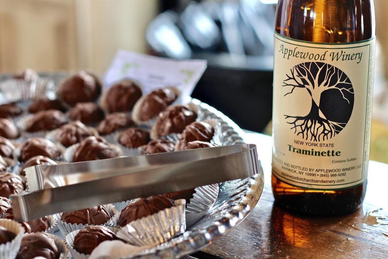 applewood wine and chocolate pairing 17 nov 2019