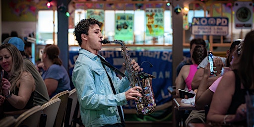 Image principale de Sunday Brunch with Saxophonist Vicente Belen at Tibbys in Altamonte Springs