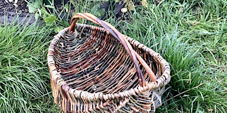 Willow bow basket