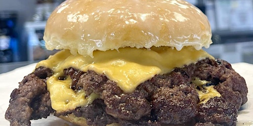 Primaire afbeelding van National Burger Month Burger Pop-up at Mojo Donuts on Bird Road