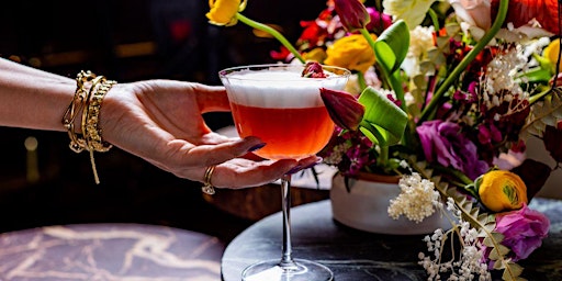 ENLIGHTEN YOUR TASTEBUDS WITH FLORAL INFUSED COCKTAILS primary image