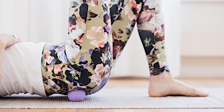 Happy Hips: Yoga to Stretch, Strengthen, and Release the Hips