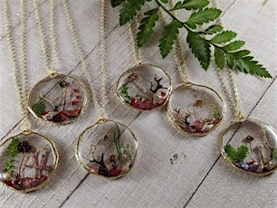 Resin and Florals Jewelry Making Workshop