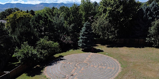 World Labyrinth Day @ St. Joseph  primärbild