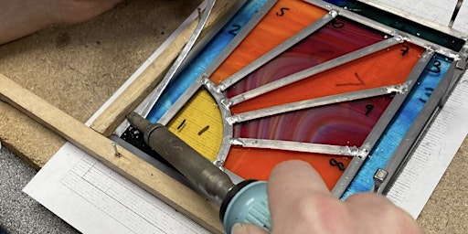 Immagine principale di Introduction to Stained Glass 