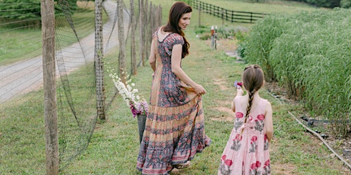 Imagem principal de Mother's Day At Thistlerock Farm: flowers, mead, honey, and music!