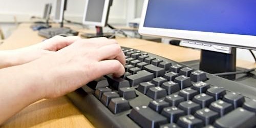 Immagine principale di Computer Keyboard Skills for Beginners - Stapleford Library - Adult Learning 