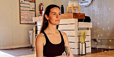 Yoga with Alyssa  primärbild