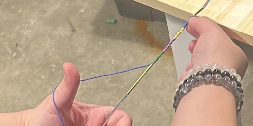 Hauptbild für Five Color String Bracelet Workshop with Yarrow