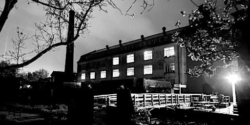 Imagem principal de Halloween Overnight Ghost Hunt - Coldharbour Mill - Ghostly Nights