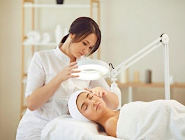 Hauptbild für Beauty Therapy Certification: Becoming a Skincare and Beauty Expert