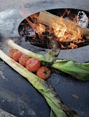 Kochen in der Outdoor Feuerküche