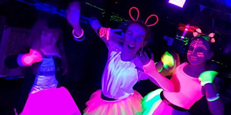 Neon Nights: Join Us for a FREE Kid’s Glow Party!