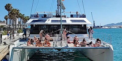Imagen principal de Malaga - Boat Party with swimming in the sea + DJ @YeknomBlack