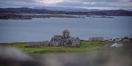 Hauptbild für Cuairt Ì Chaluim Chille / St Columba Travels to Iona