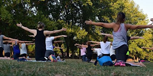Outdoor Yoga  primärbild