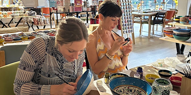 Image principale de Painting Classes Dallas: Ceramic Plates & Bowls