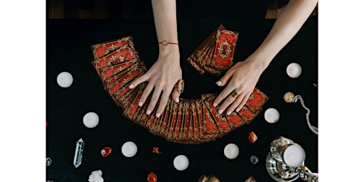 Image principale de In-Person Tarot Readings with LightSeer Ericka