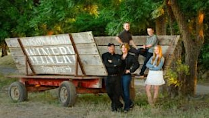 Family Photo Day at Larson Family Winery primary image