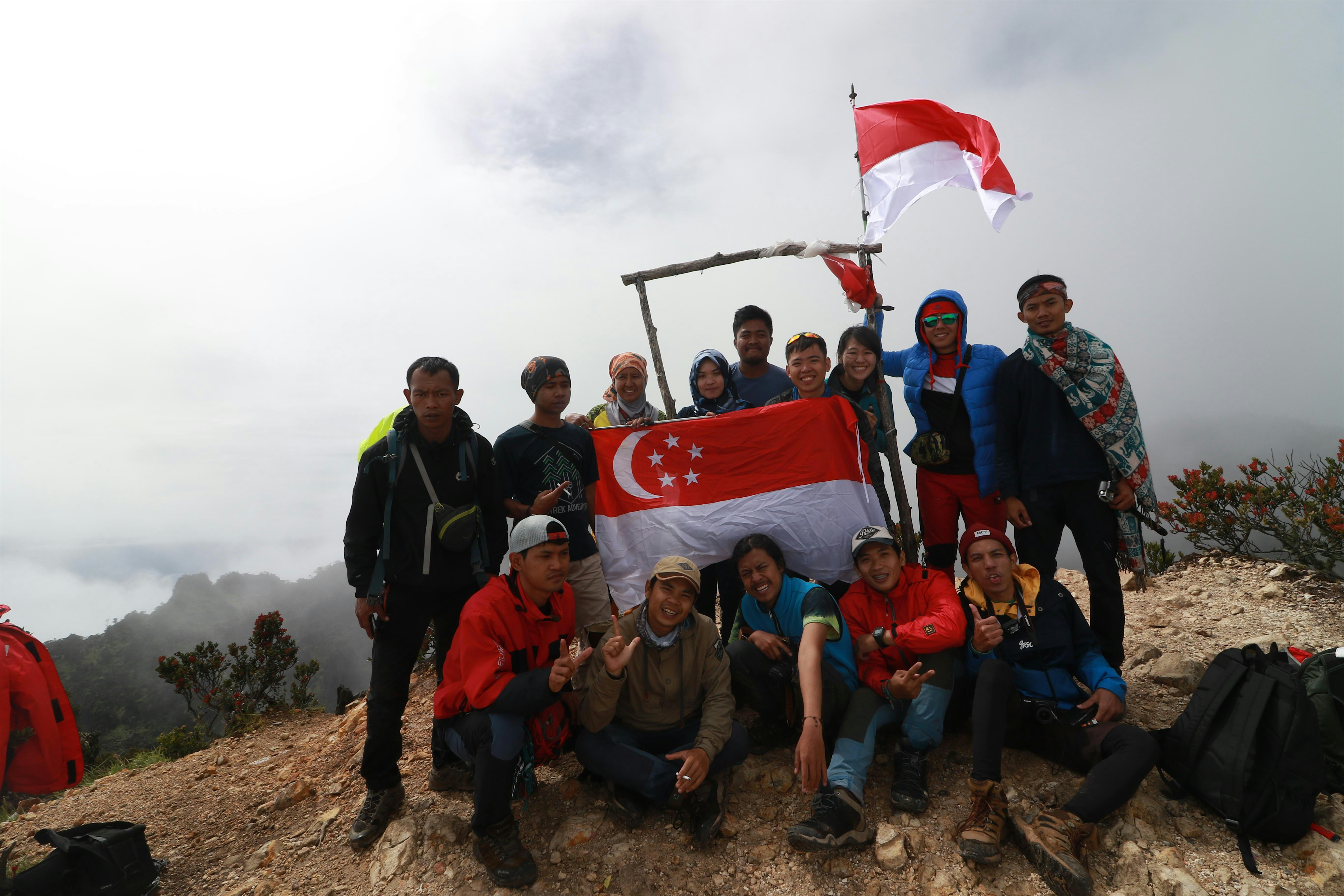 {Hiking Series} Indonesia - Sumbing (3,371m) + Sindoro (3,136m) Twin Summits!