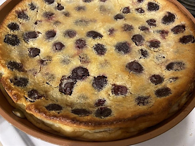Imagen principal de Annie's Signature Sweets ALMOND CHERRY CLAFOUTIS Baking Class