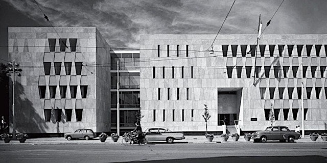 Image principale de Guided tour: former American embassy in The Hague