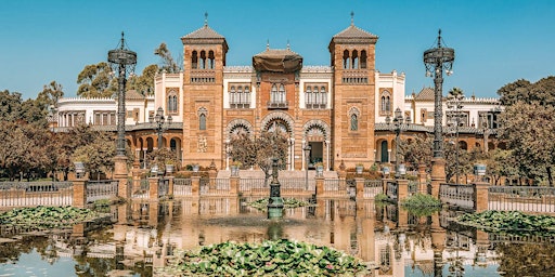 Imagen principal de ☂ Free Tour Sevilla + Barrios de Triana y Judería ❣