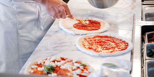 Image principale de Hands-on: Pizza Napoletana with Rosso Pomodoro